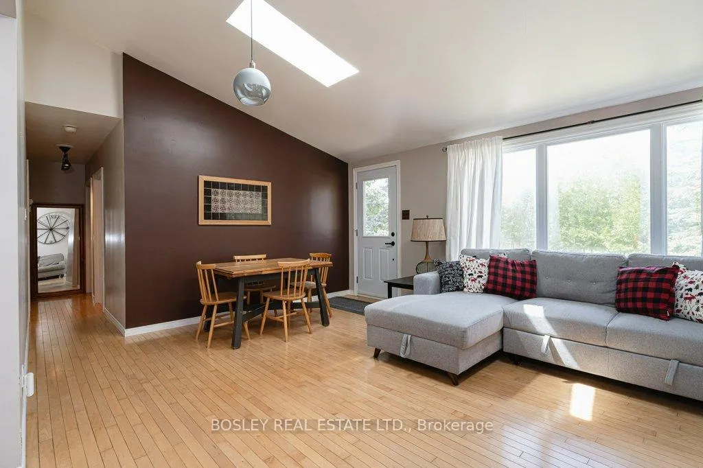 Photo 18 of 209794 Highway 26 S, Collingwood — HOMEH