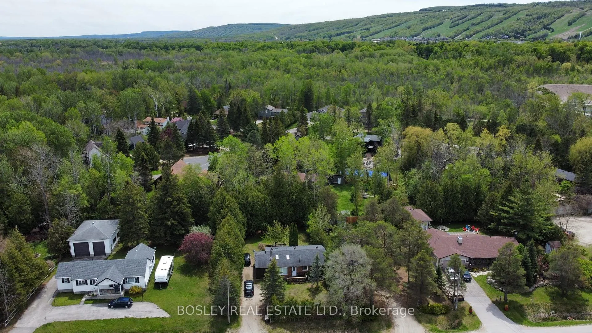 Photo 44 of 209794 Highway 26 S, Collingwood — HOMEH