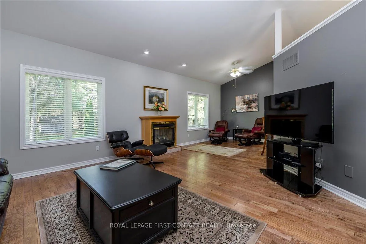 Photo 13 of 6 Martyn Drive, Wasaga Beach — HOMEH