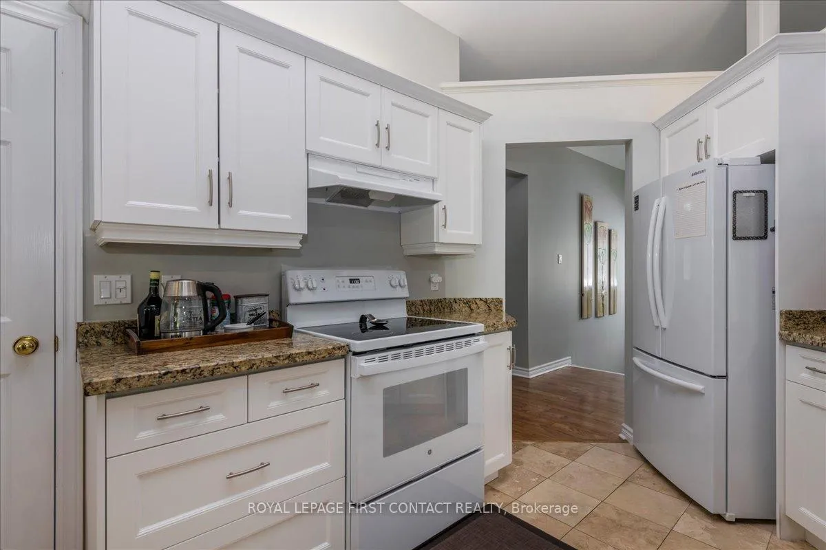 Photo 17 of 6 Martyn Drive, Wasaga Beach — HOMEH