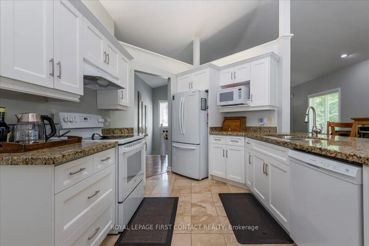 Photo 18 of 6 Martyn Drive, Wasaga Beach — HOMEH