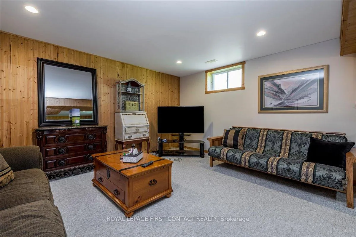 Photo 22 of 6 Martyn Drive, Wasaga Beach — HOMEH