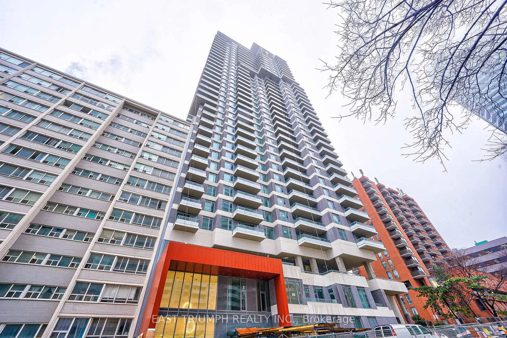 Front of Unit 1016, 50 Dunfield Avenue