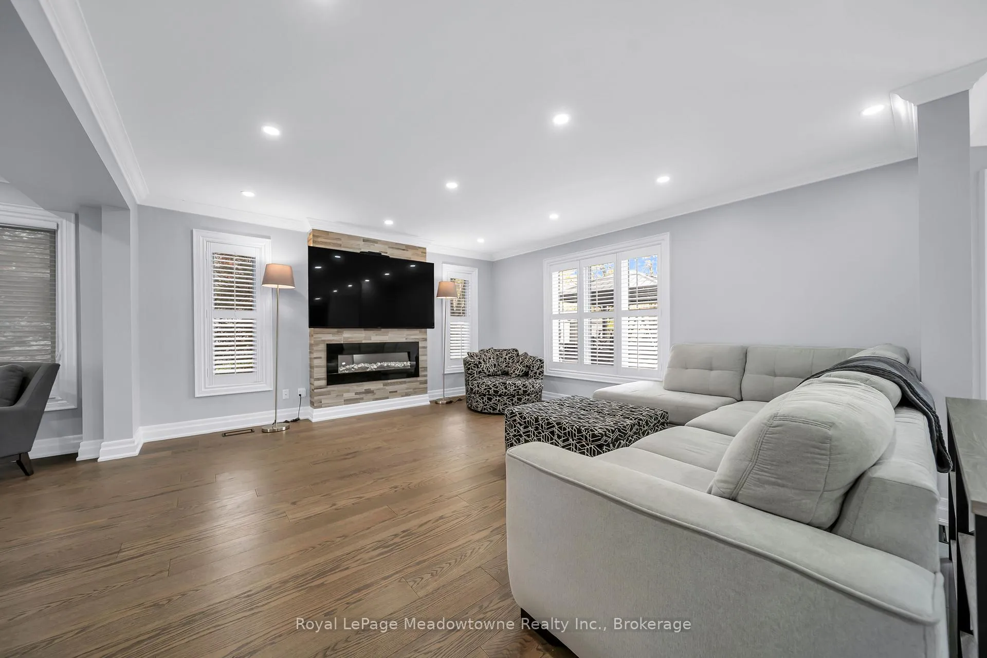 Photo 7 of 170 Crawford Crescent, Milton, Campbellville — HOMEH