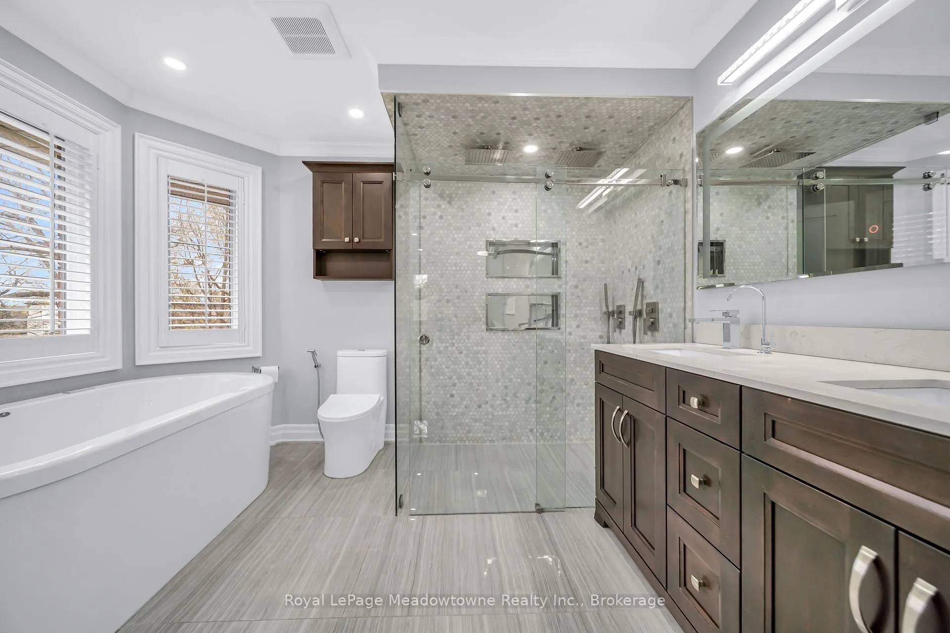 Photo 14 of 170 Crawford Crescent, Milton, Campbellville — HOMEH