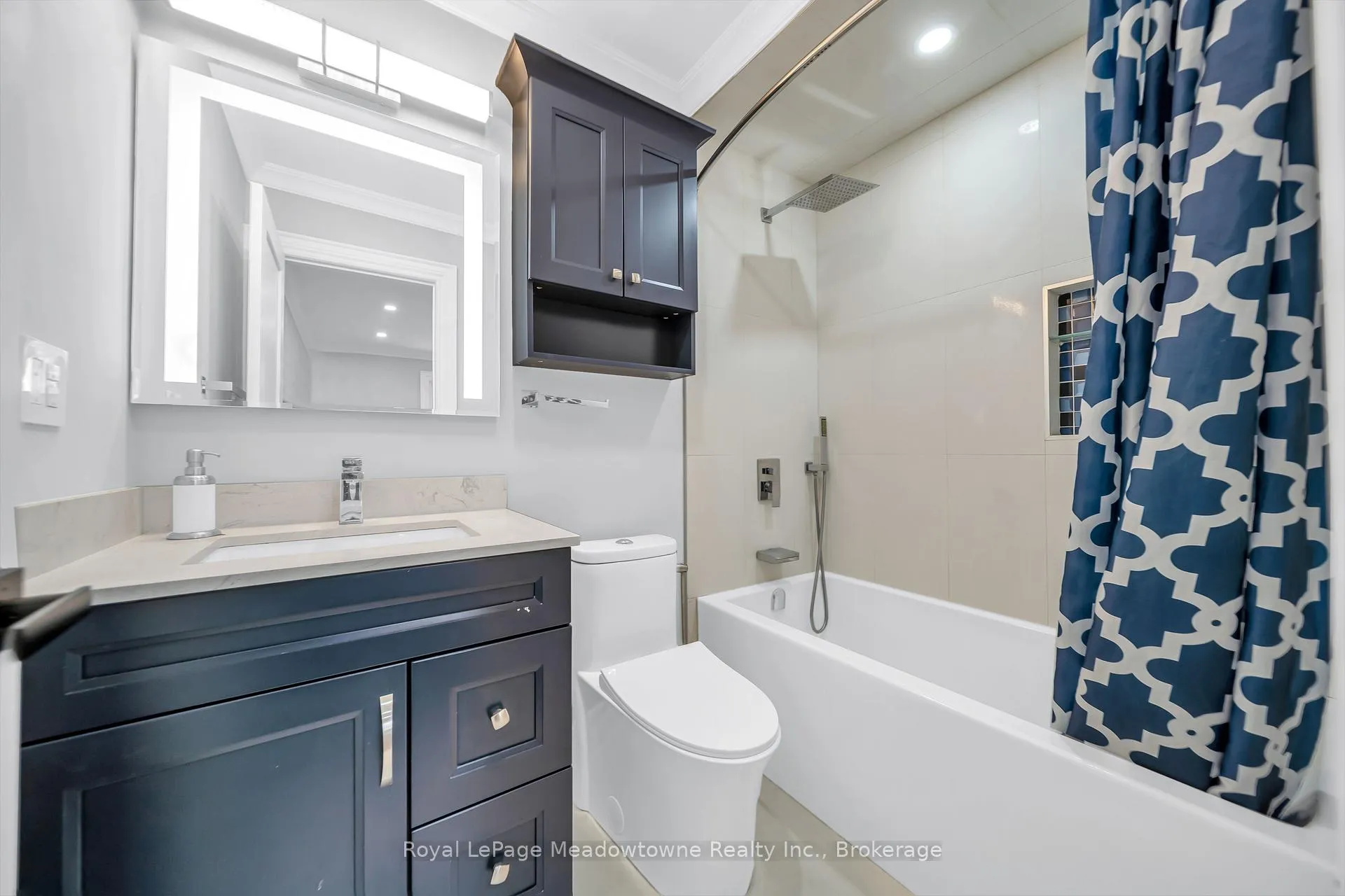 Photo 16 of 170 Crawford Crescent, Milton, Campbellville — HOMEH
