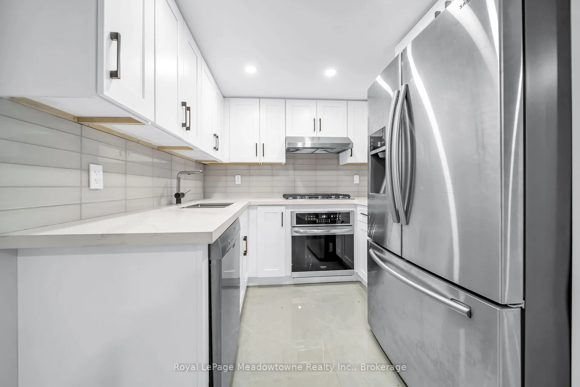 Photo 21 of 170 Crawford Crescent, Milton, Campbellville — HOMEH