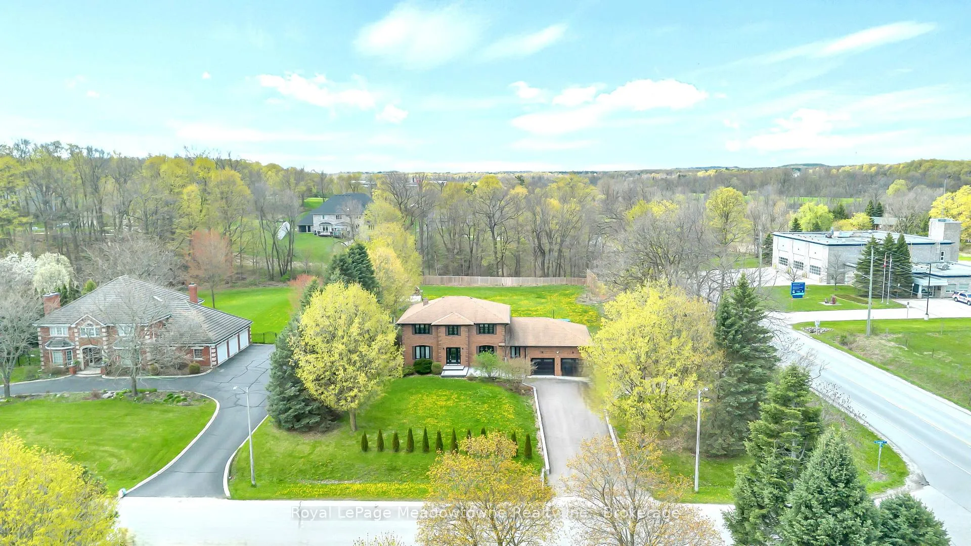 Photo 25 of 170 Crawford Crescent, Milton, Campbellville — HOMEH