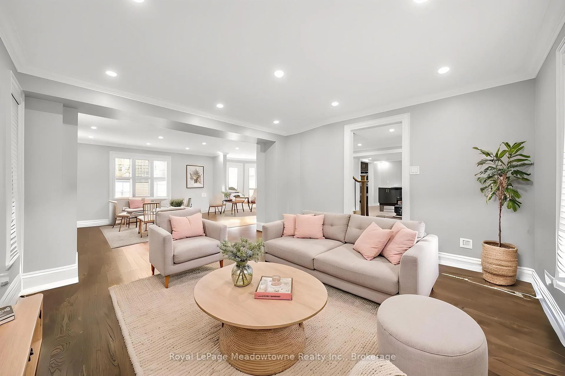 Photo 37 of 170 Crawford Crescent, Milton, Campbellville — HOMEH