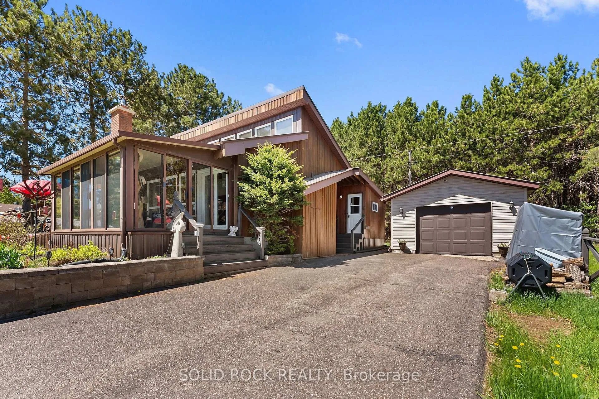 Photo 2 of 1111 Lake Clear Road, Bonnechere Valley, Eganville/Bonnechere Twp — HOMEH