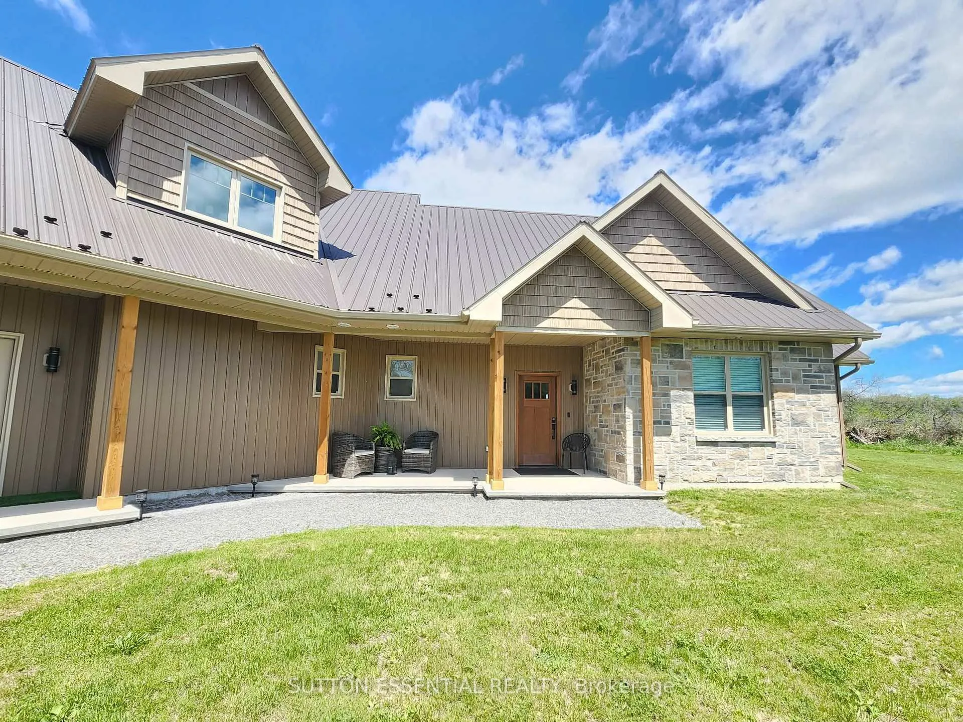 Photo 3 of 2302 2nd Concession Road, Augusta, Augusta Twp — HOMEH