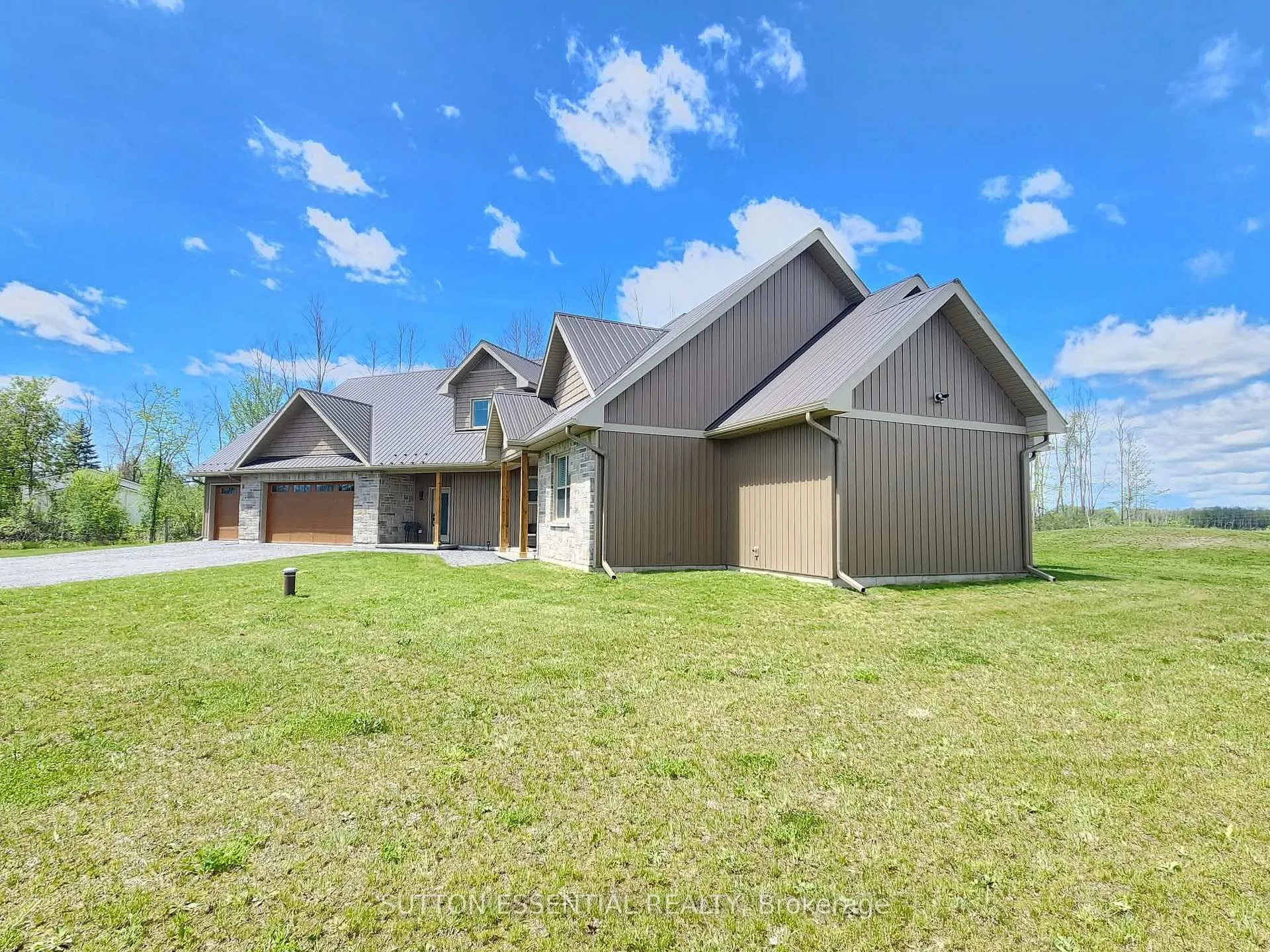 Photo 4 of 2302 2nd Concession Road, Augusta, Augusta Twp — HOMEH