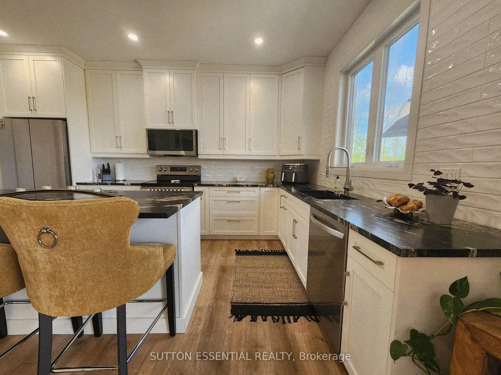 Photo 7 of 2302 2nd Concession Road, Augusta, Augusta Twp — HOMEH