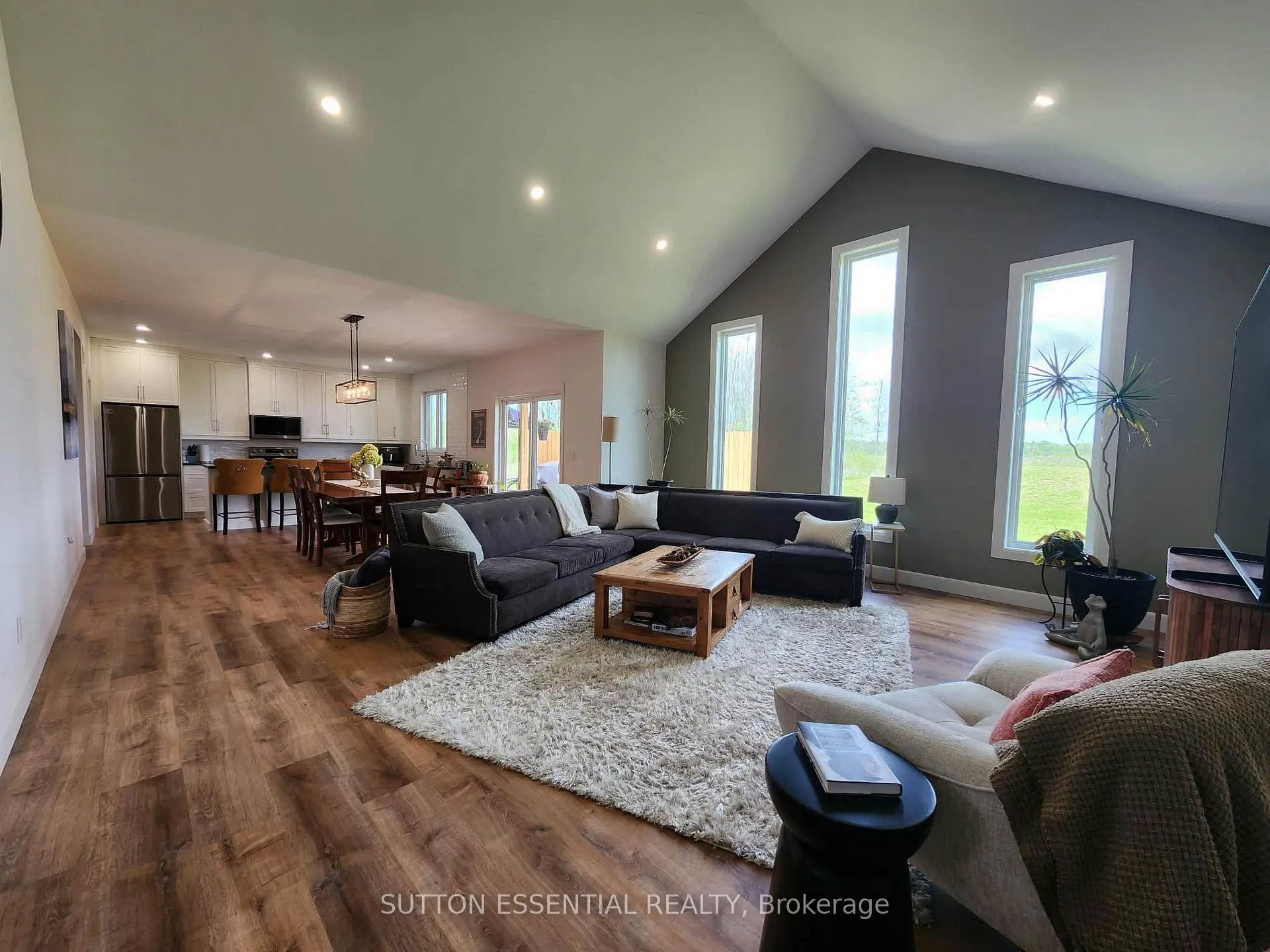 Photo 15 of 2302 2nd Concession Road, Augusta, Augusta Twp — HOMEH