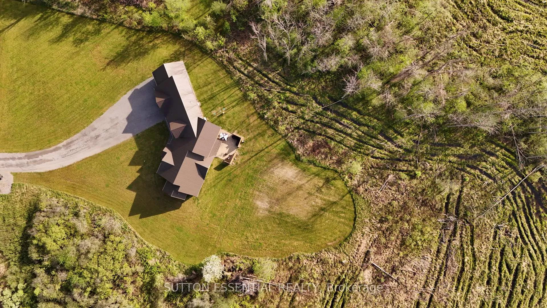 Photo 39 of 2302 2nd Concession Road, Augusta, Augusta Twp — HOMEH