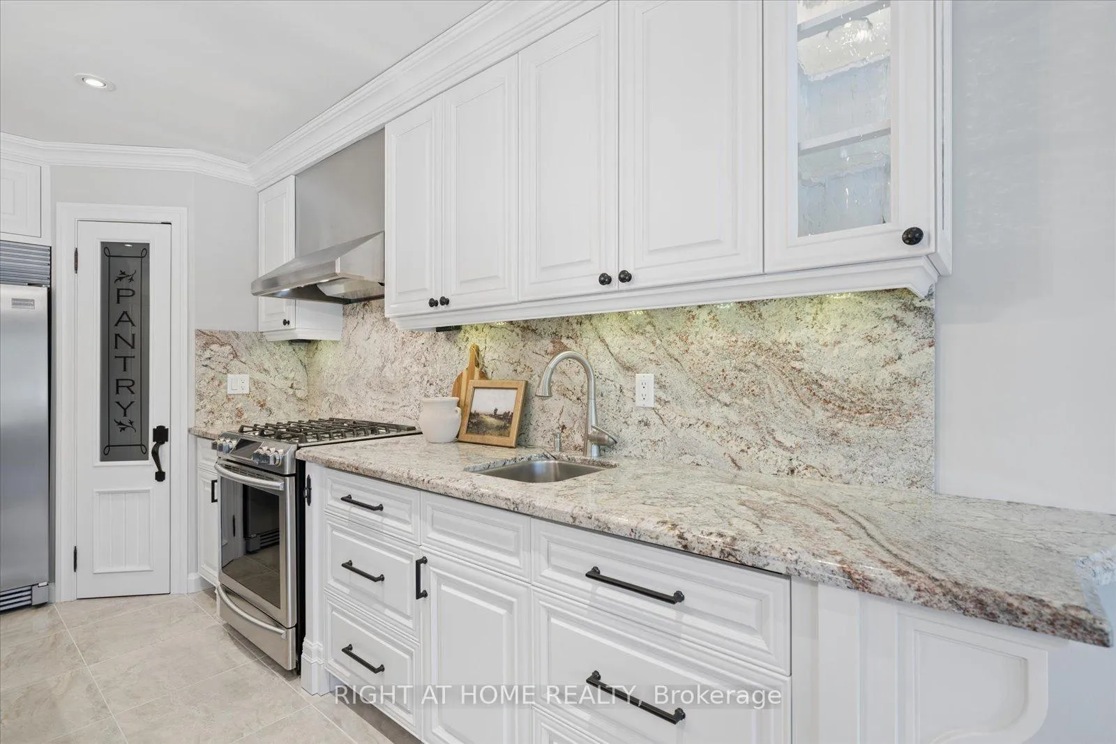 Photo 8 of 137 Treegrove Circle, Aurora, Hills of St Andrew — HOMEH