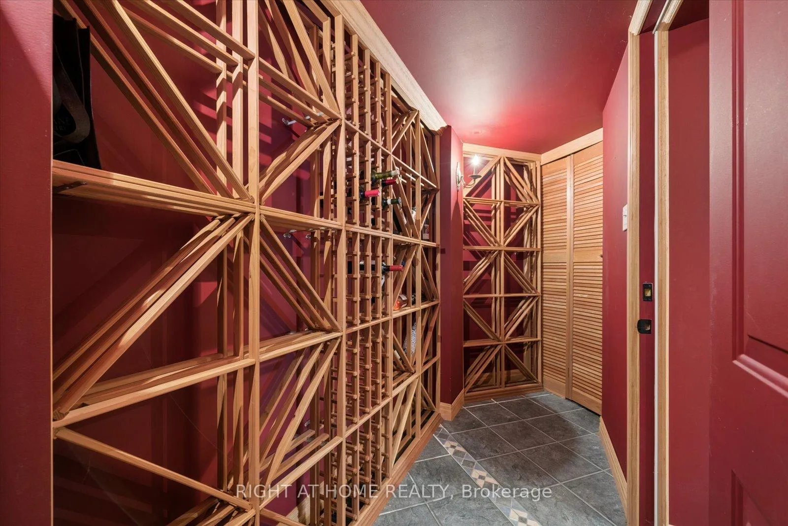 Photo 37 of 137 Treegrove Circle, Aurora, Hills of St Andrew — HOMEH