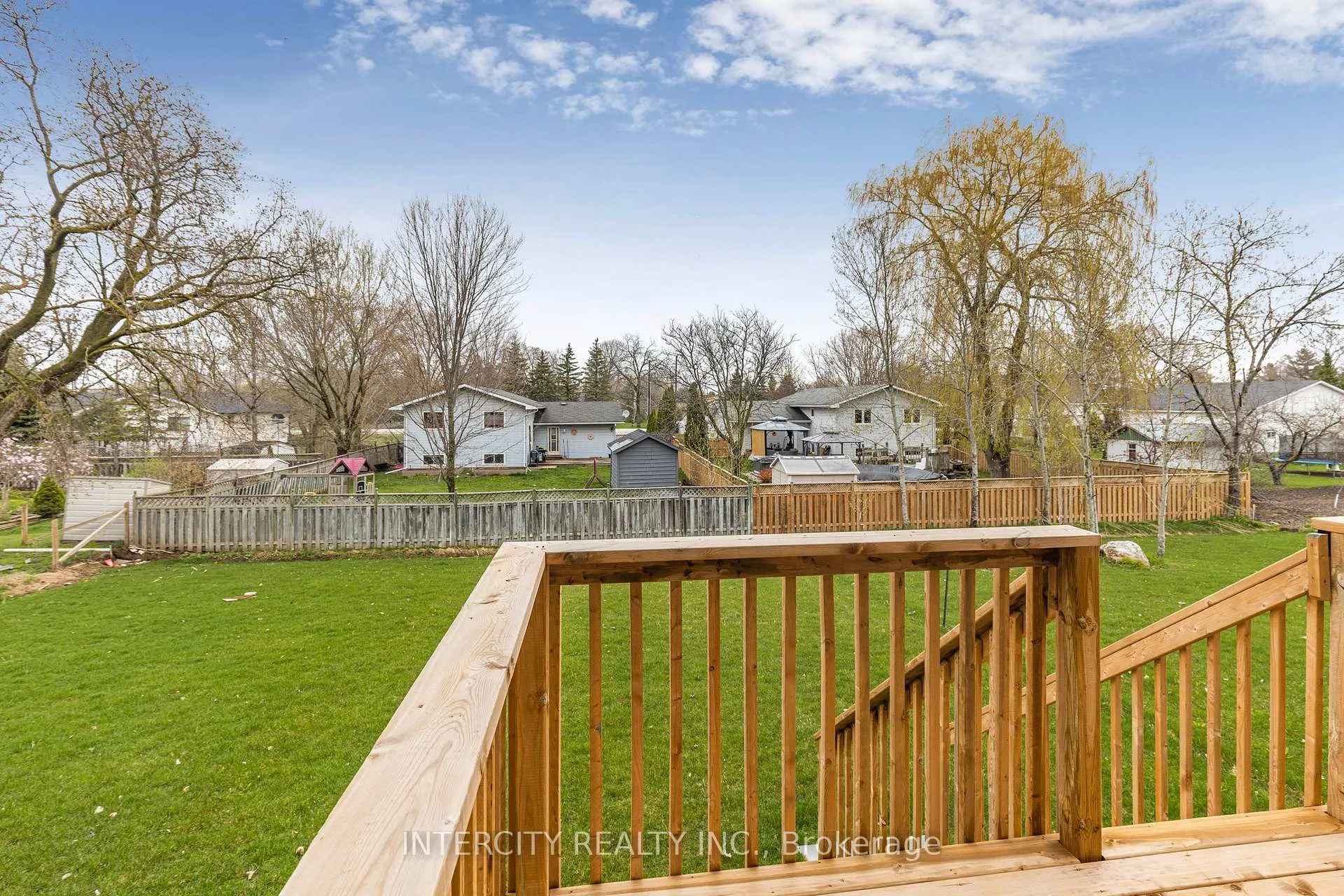 Photo 35 of 345 Quebec Street, Clearview, Stayner — HOMEH