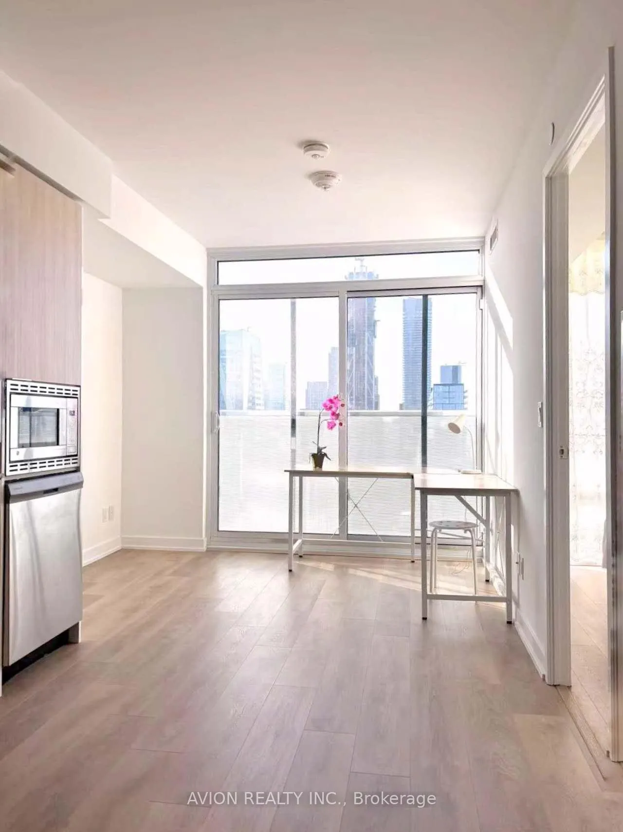 Photo 4 of Unit 4103, 501 Yonge Street, Toronto, Bay Street Corridor — HOMEH