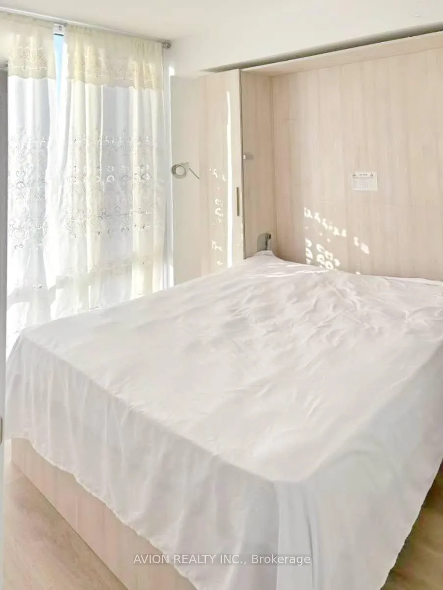 Photo 8 of Unit 4103, 501 Yonge Street, Toronto, Bay Street Corridor — HOMEH