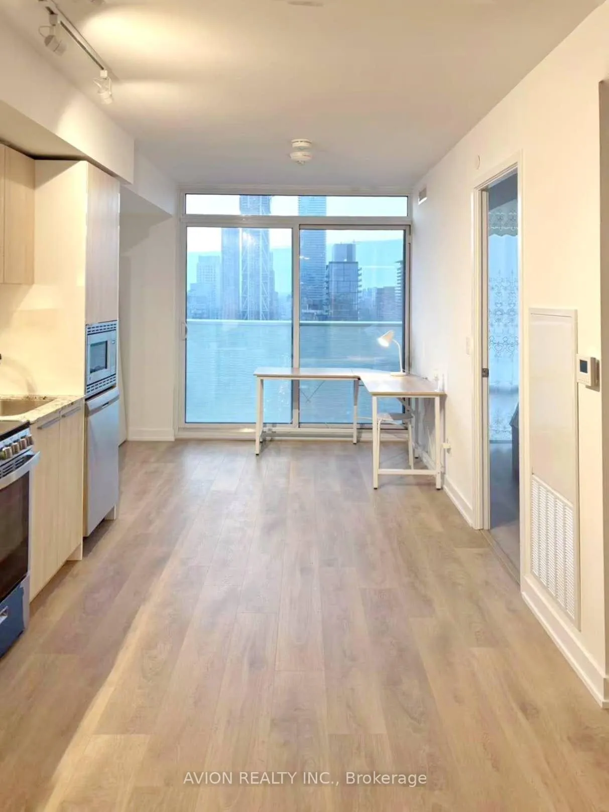Photo 9 of Unit 4103, 501 Yonge Street, Toronto, Bay Street Corridor — HOMEH