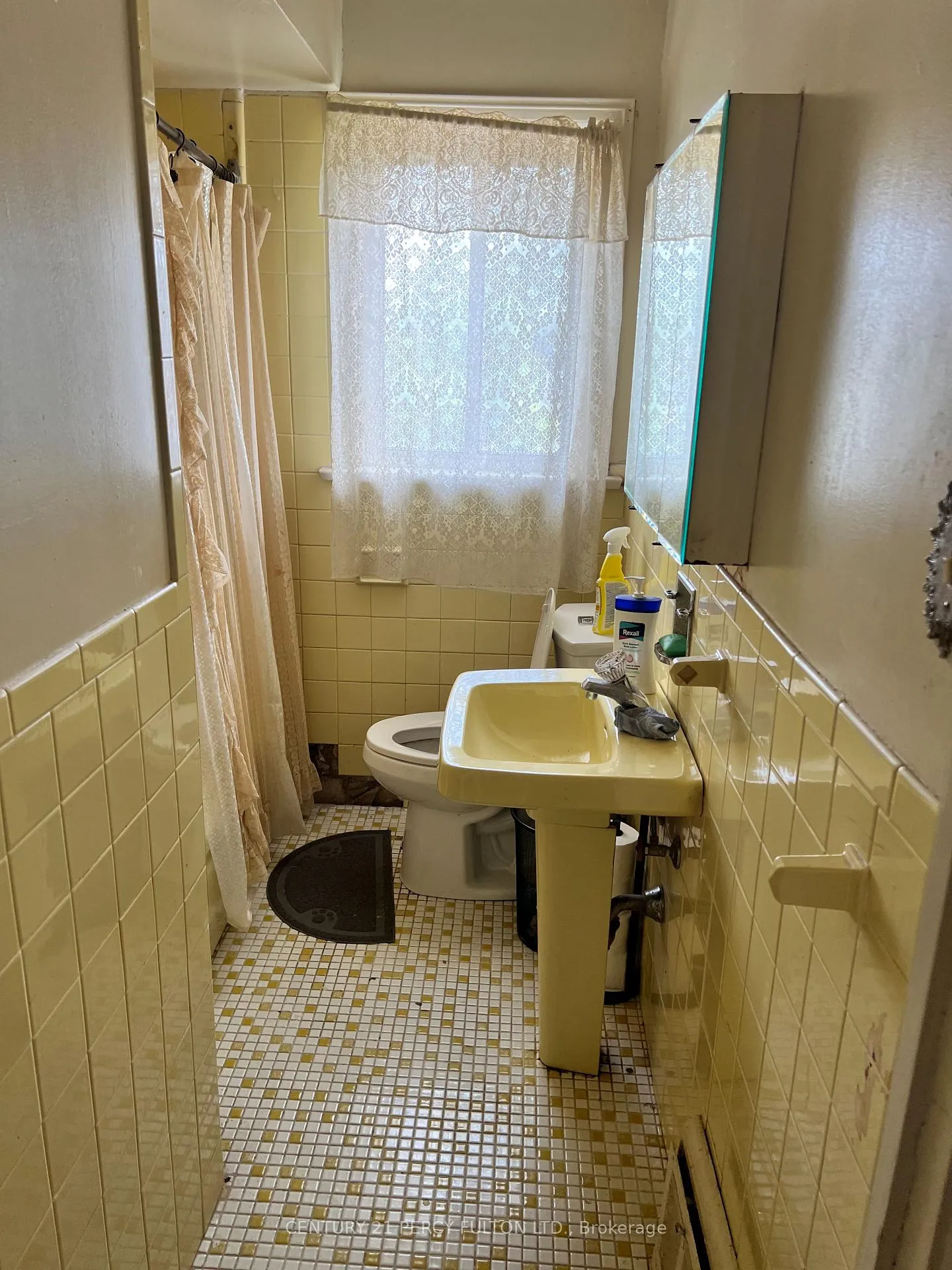 Photo 5 of 144 Park Street, Scarborough, Birchcliffe-Cliffside — HOMEH