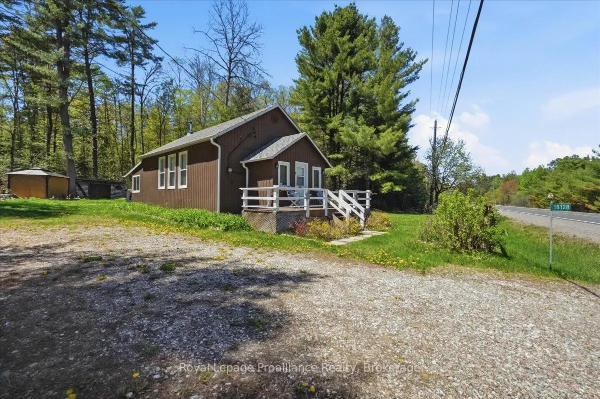 Photo 33 of 18128 Highway 41, Addington Highlands — HOMEH