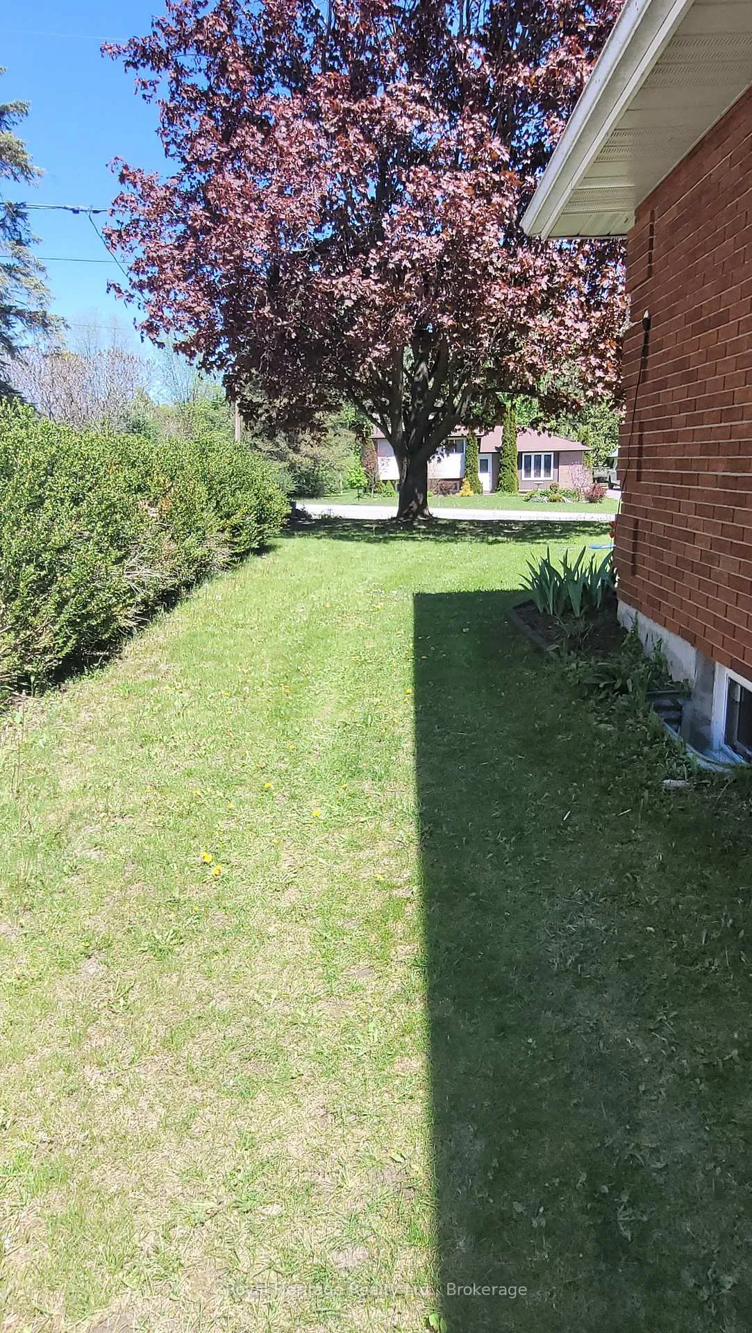 Photo 5 of 115 Chatterton Valley Crescent, Quinte West, Sidney Ward — HOMEH