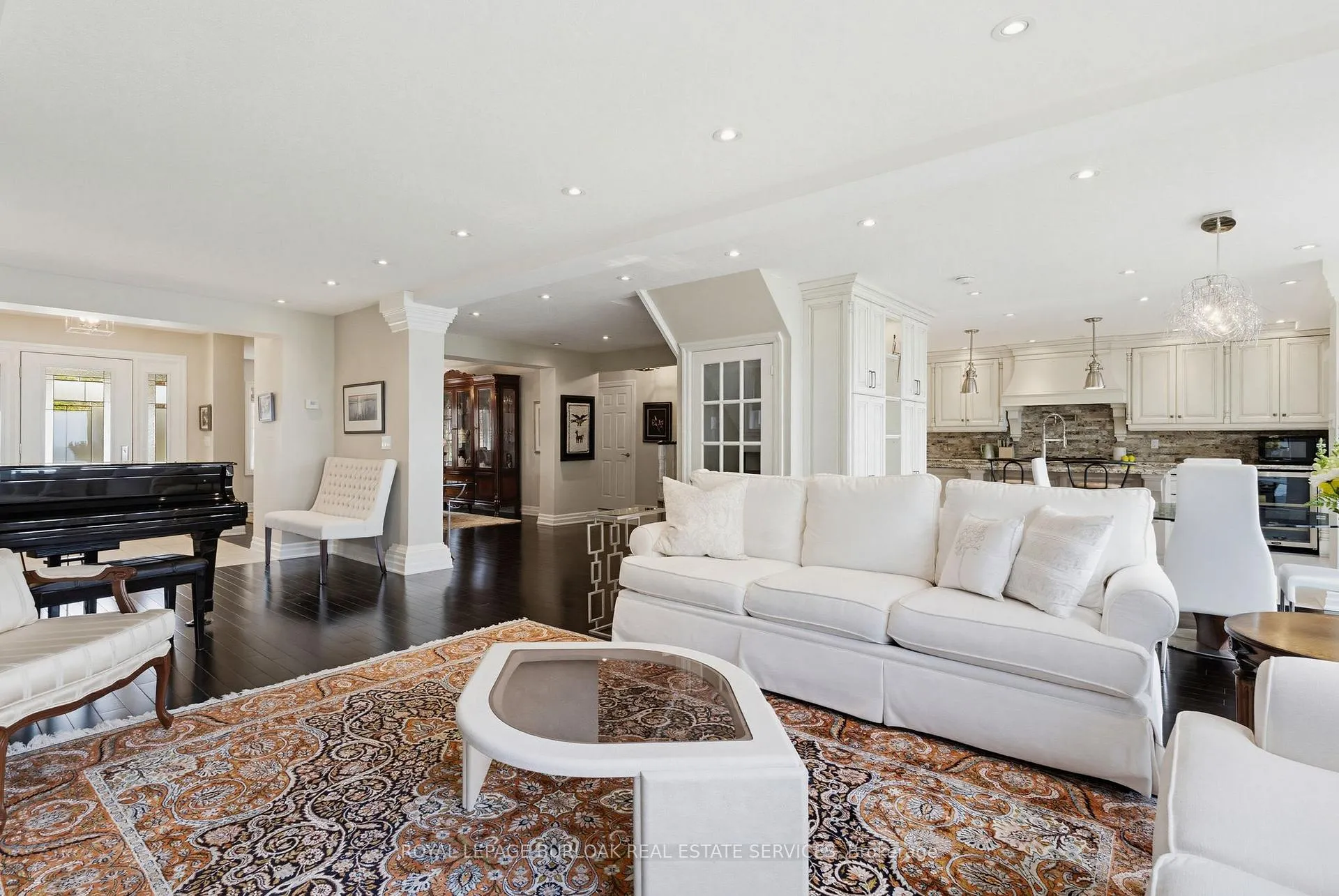 Photo 10 of 97 Lakeview Drive, Hamilton, Lakeshore — HOMEH