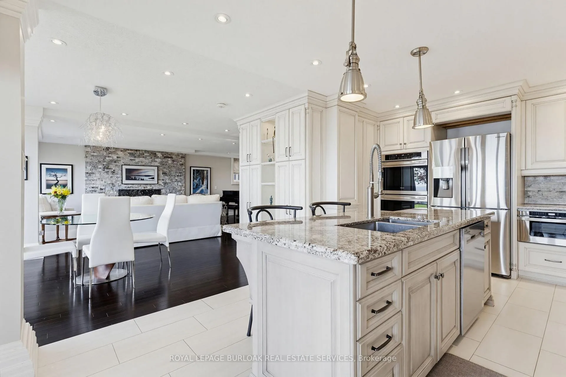 Photo 15 of 97 Lakeview Drive, Hamilton, Lakeshore — HOMEH