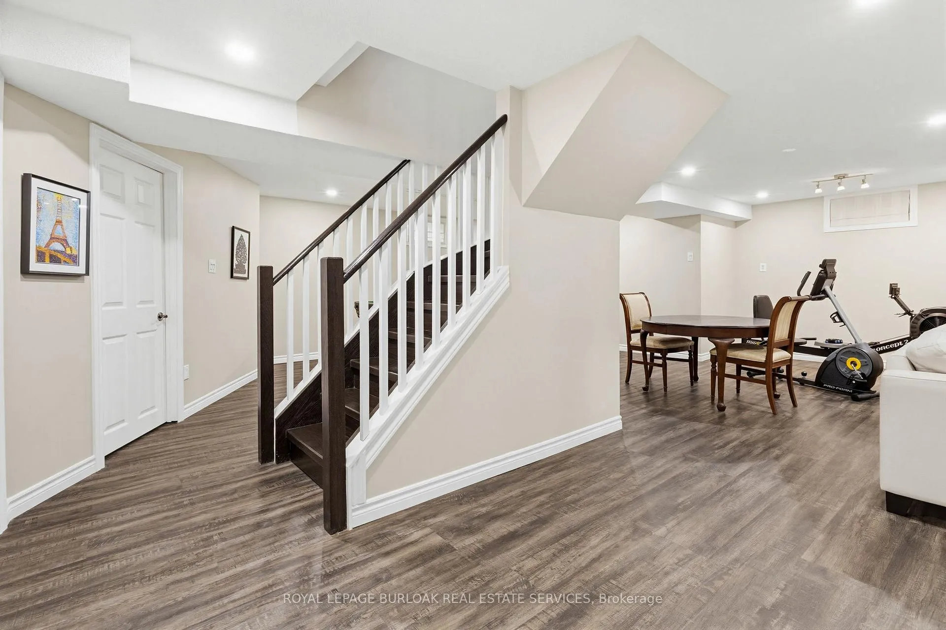 Photo 34 of 97 Lakeview Drive, Hamilton, Lakeshore — HOMEH