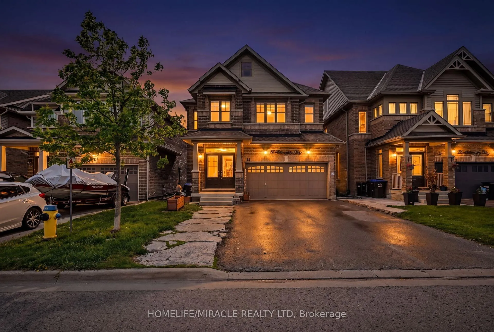 Photo 1 of 14 Willoughby Way, New Tecumseth, Alliston — HOMEH