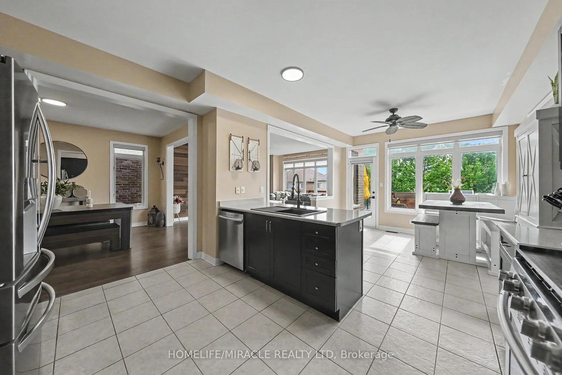 Photo 13 of 14 Willoughby Way, New Tecumseth, Alliston — HOMEH