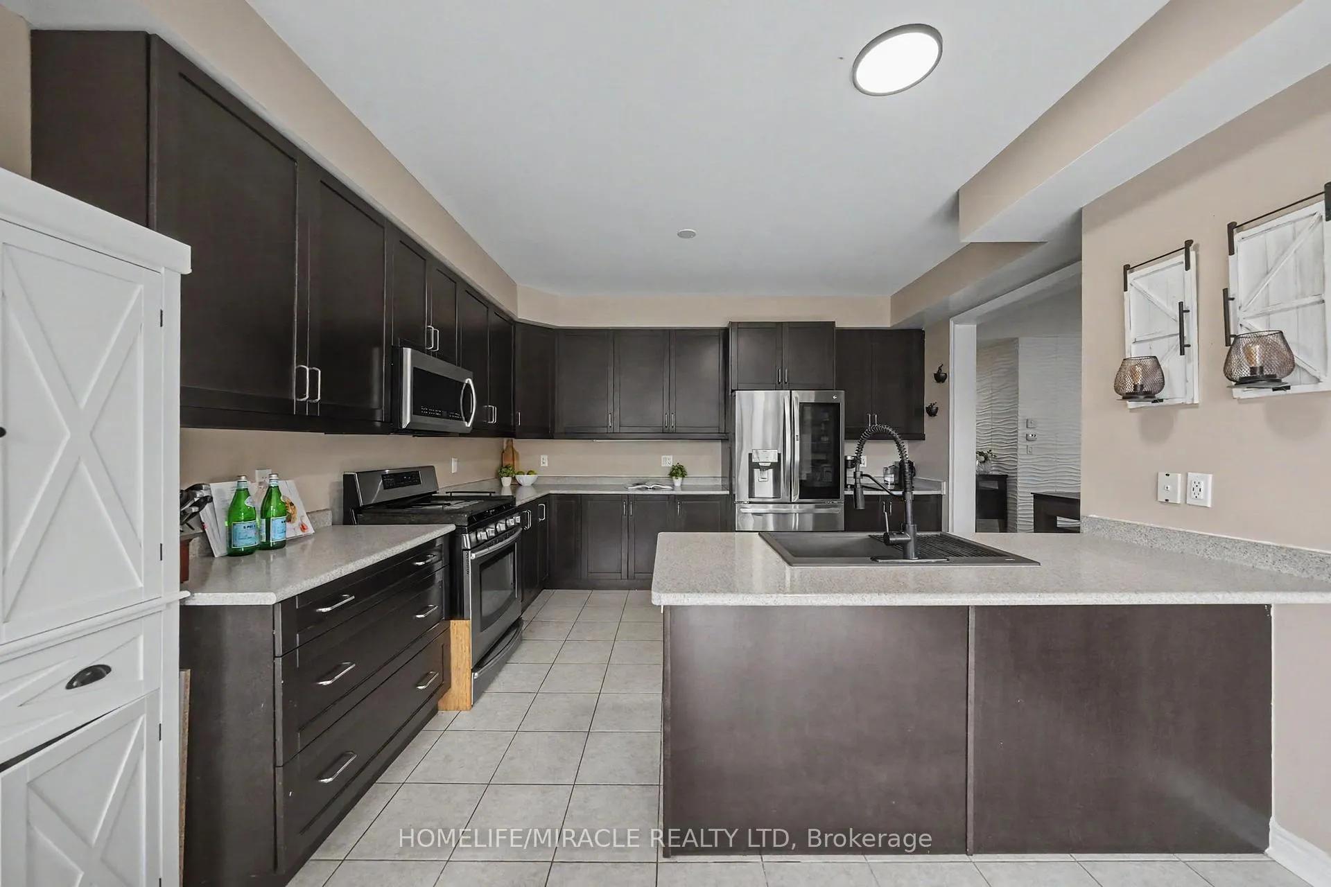 Photo 15 of 14 Willoughby Way, New Tecumseth, Alliston — HOMEH
