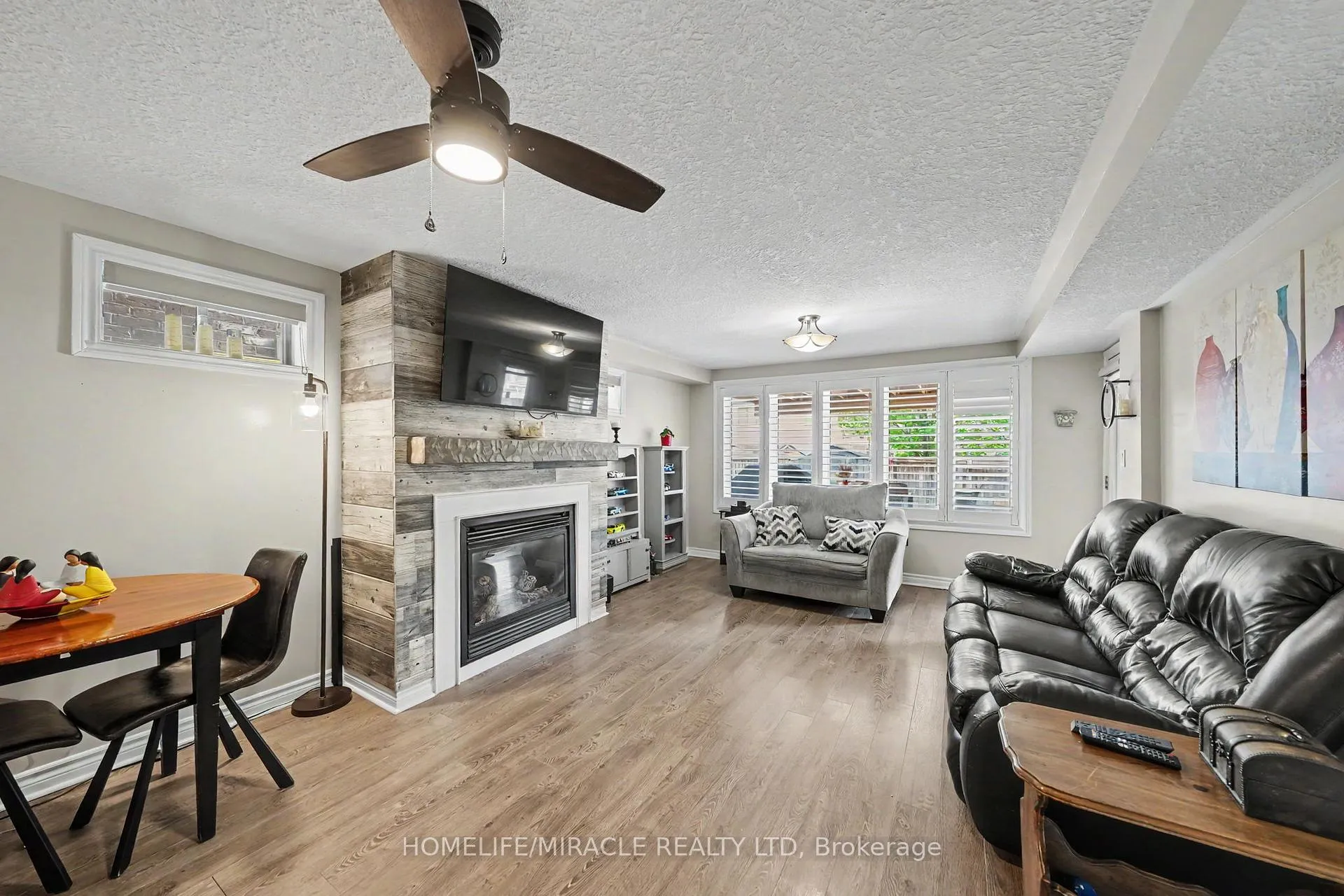 Photo 38 of 14 Willoughby Way, New Tecumseth, Alliston — HOMEH