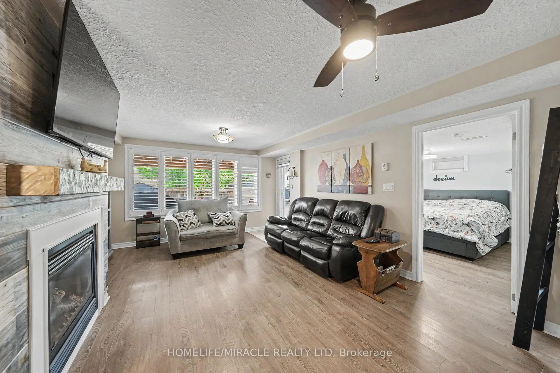 Photo 39 of 14 Willoughby Way, New Tecumseth, Alliston — HOMEH