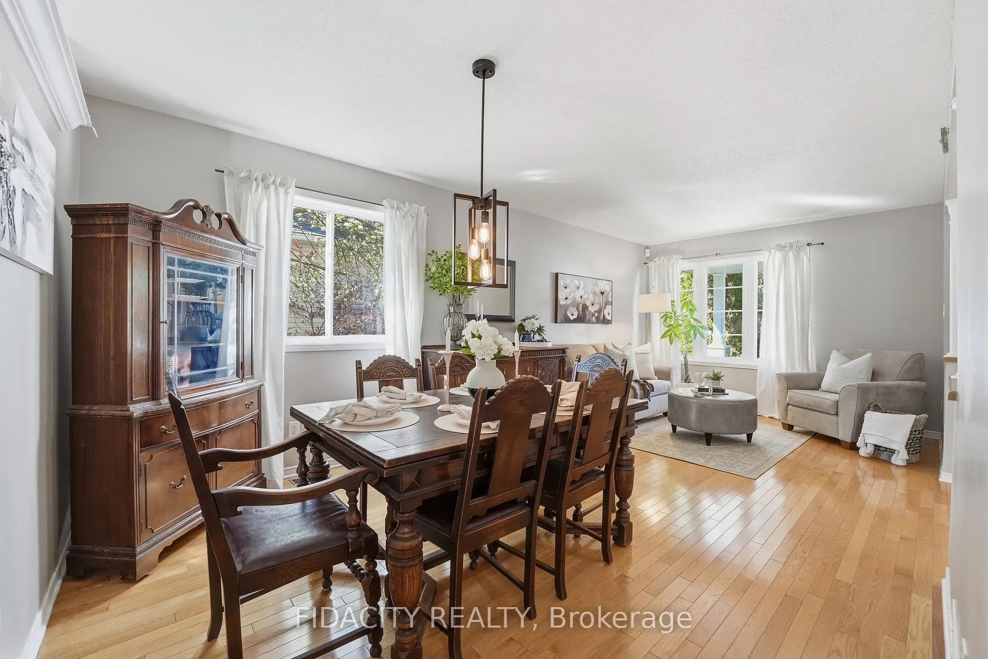 Photo 10 of 24 Sirocco Crescent, Ottawa, Stittsville (North) — HOMEH
