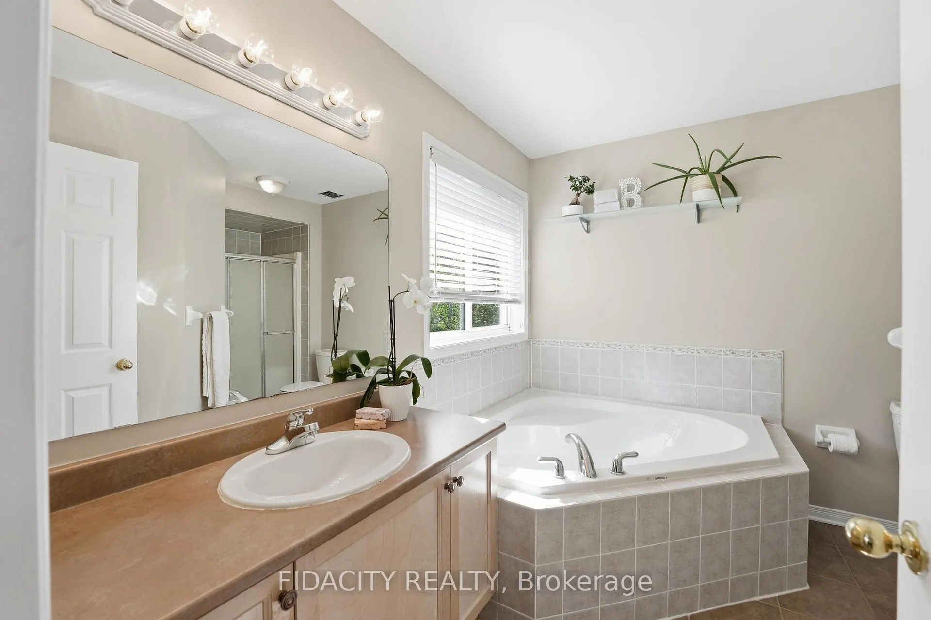 Photo 24 of 24 Sirocco Crescent, Ottawa, Stittsville (North) — HOMEH