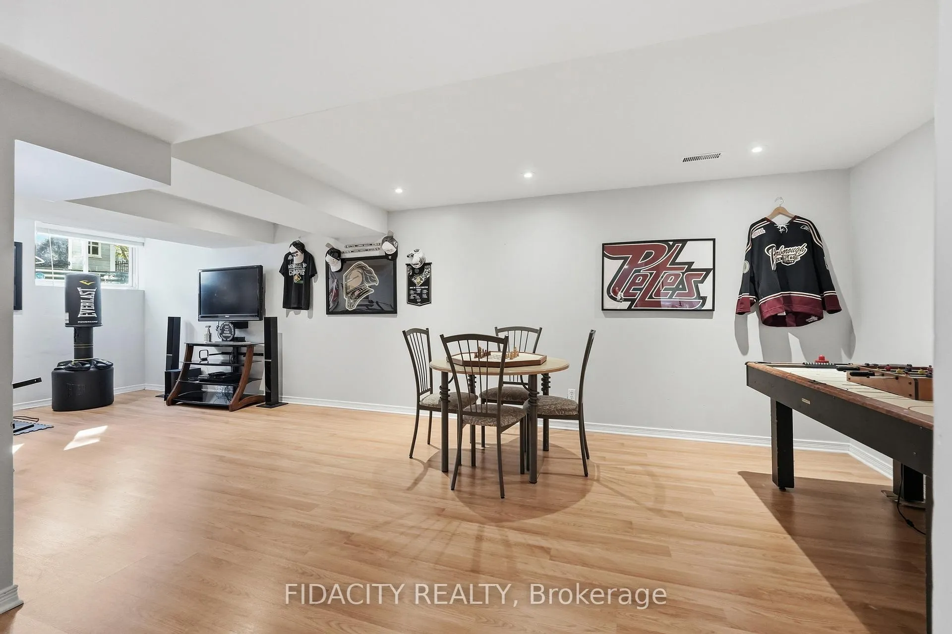 Photo 34 of 24 Sirocco Crescent, Ottawa, Stittsville (North) — HOMEH