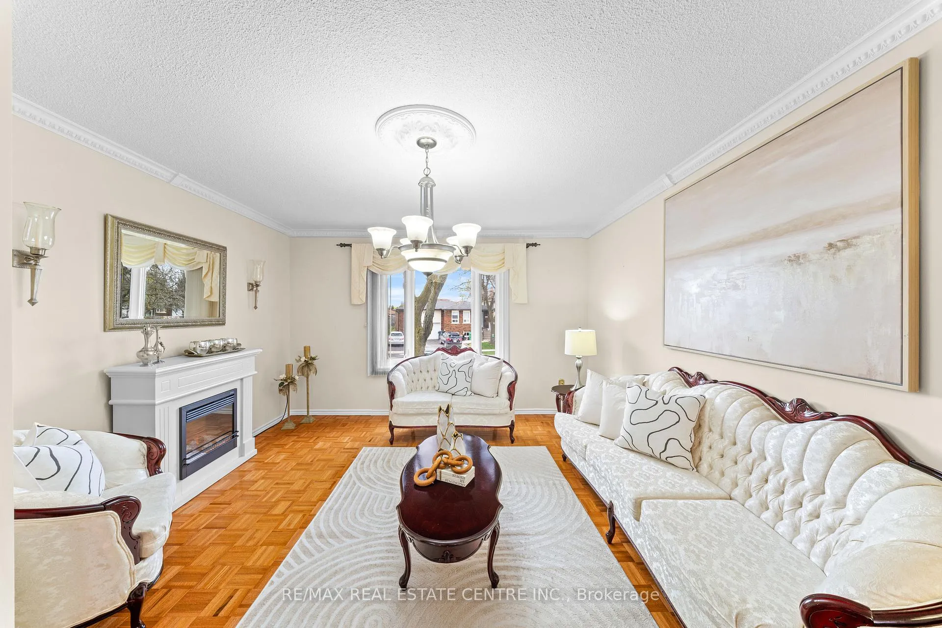 Photo 14 of 24 Linkdale Road, Brampton, Brampton North — HOMEH