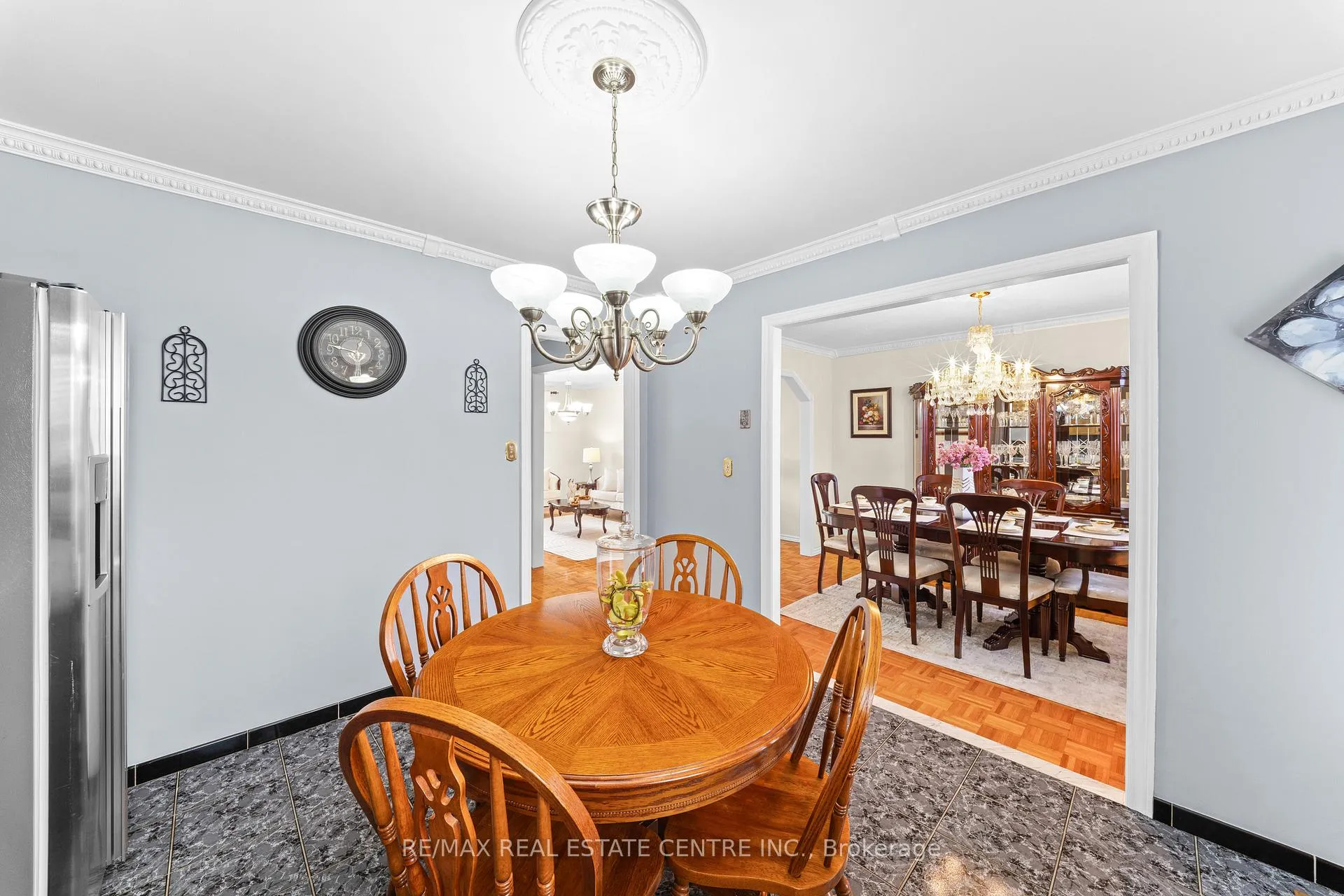 Photo 23 of 24 Linkdale Road, Brampton, Brampton North — HOMEH