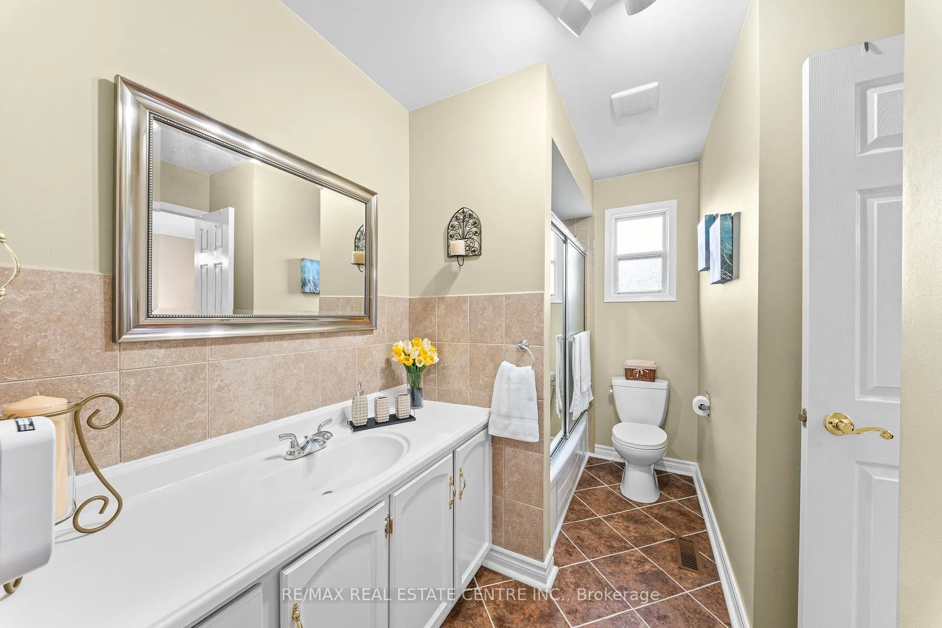 Photo 26 of 24 Linkdale Road, Brampton, Brampton North — HOMEH