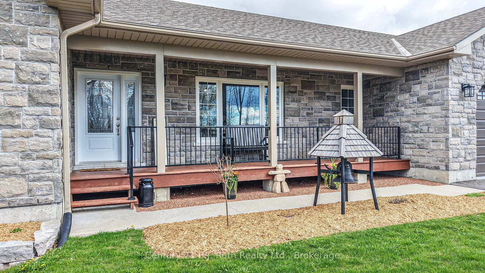 Photo 2 of 3888 Melrose Drive, Ramara, Atherley — HOMEH