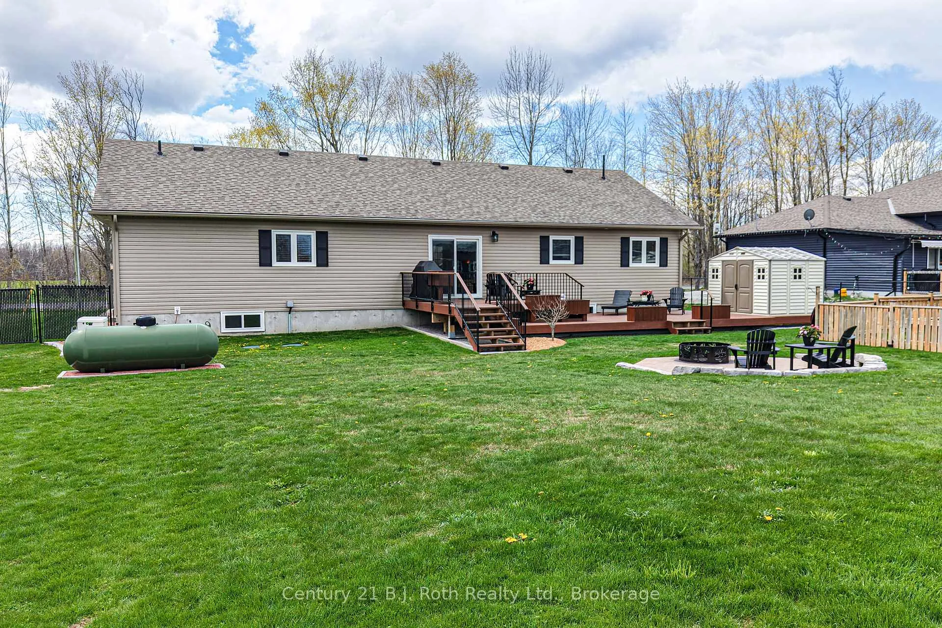 Photo 38 of 3888 Melrose Drive, Ramara, Atherley — HOMEH