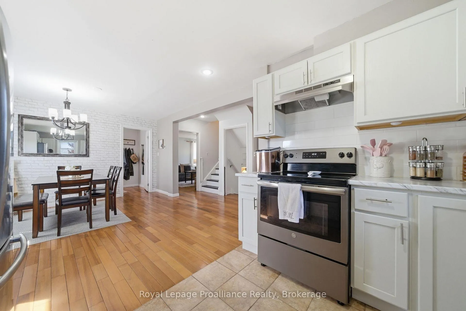 Photo 13 of 19 Coleman Drive, Quinte West, Trenton Ward — HOMEH