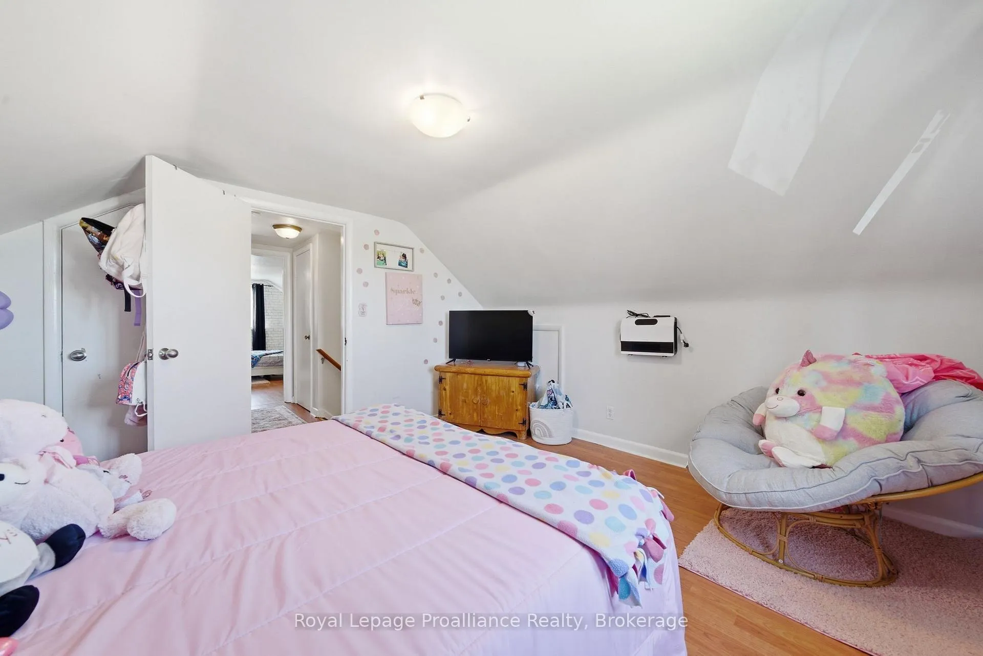 Photo 26 of 19 Coleman Drive, Quinte West, Trenton Ward — HOMEH
