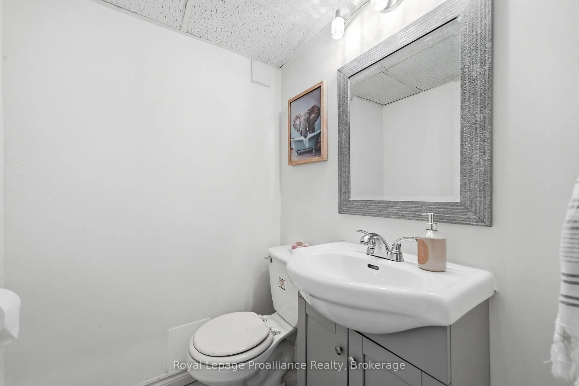 Photo 37 of 19 Coleman Drive, Quinte West, Trenton Ward — HOMEH