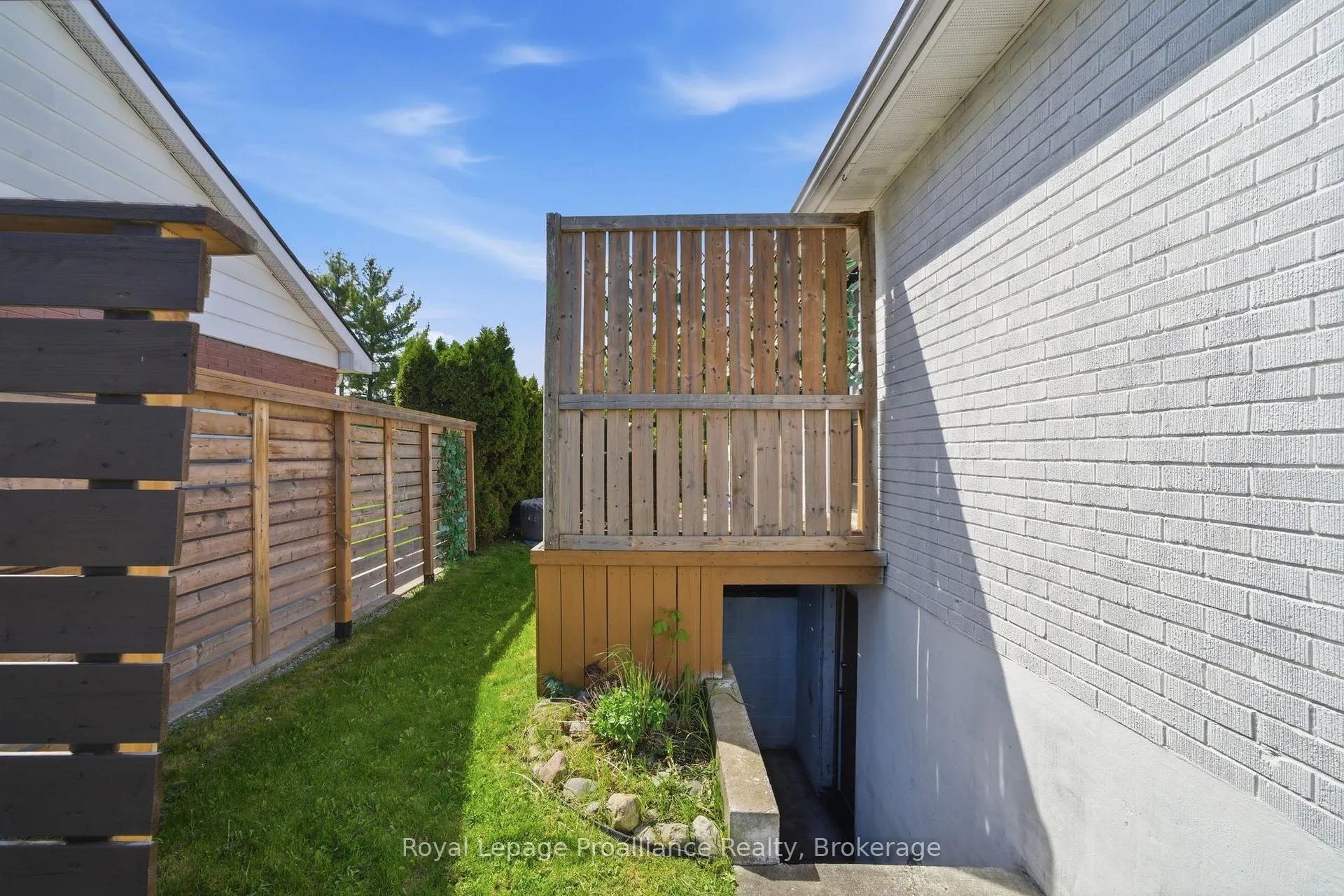 Photo 40 of 19 Coleman Drive, Quinte West, Trenton Ward — HOMEH