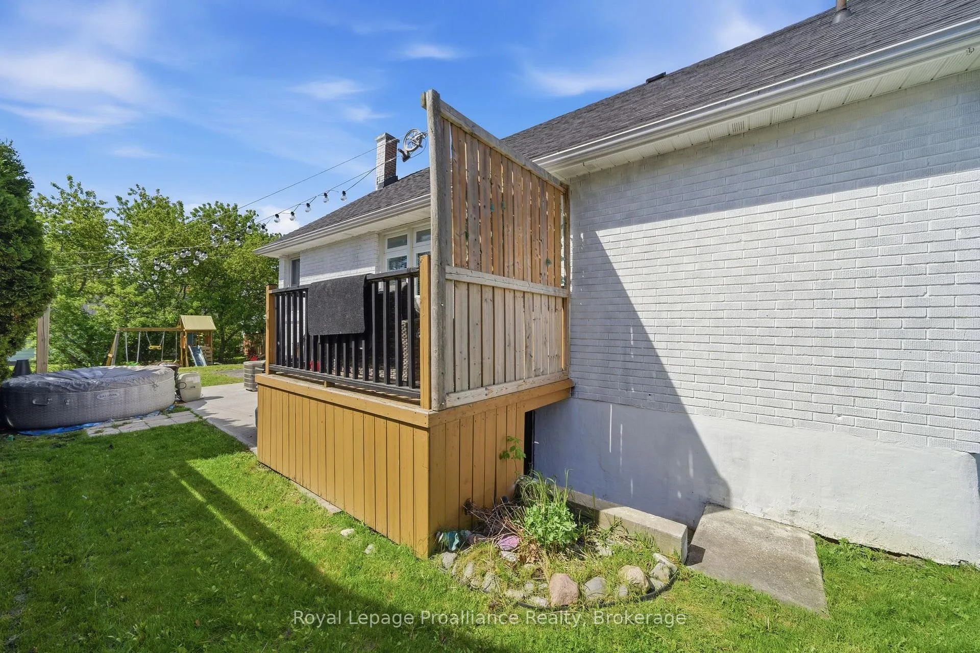 Photo 41 of 19 Coleman Drive, Quinte West, Trenton Ward — HOMEH