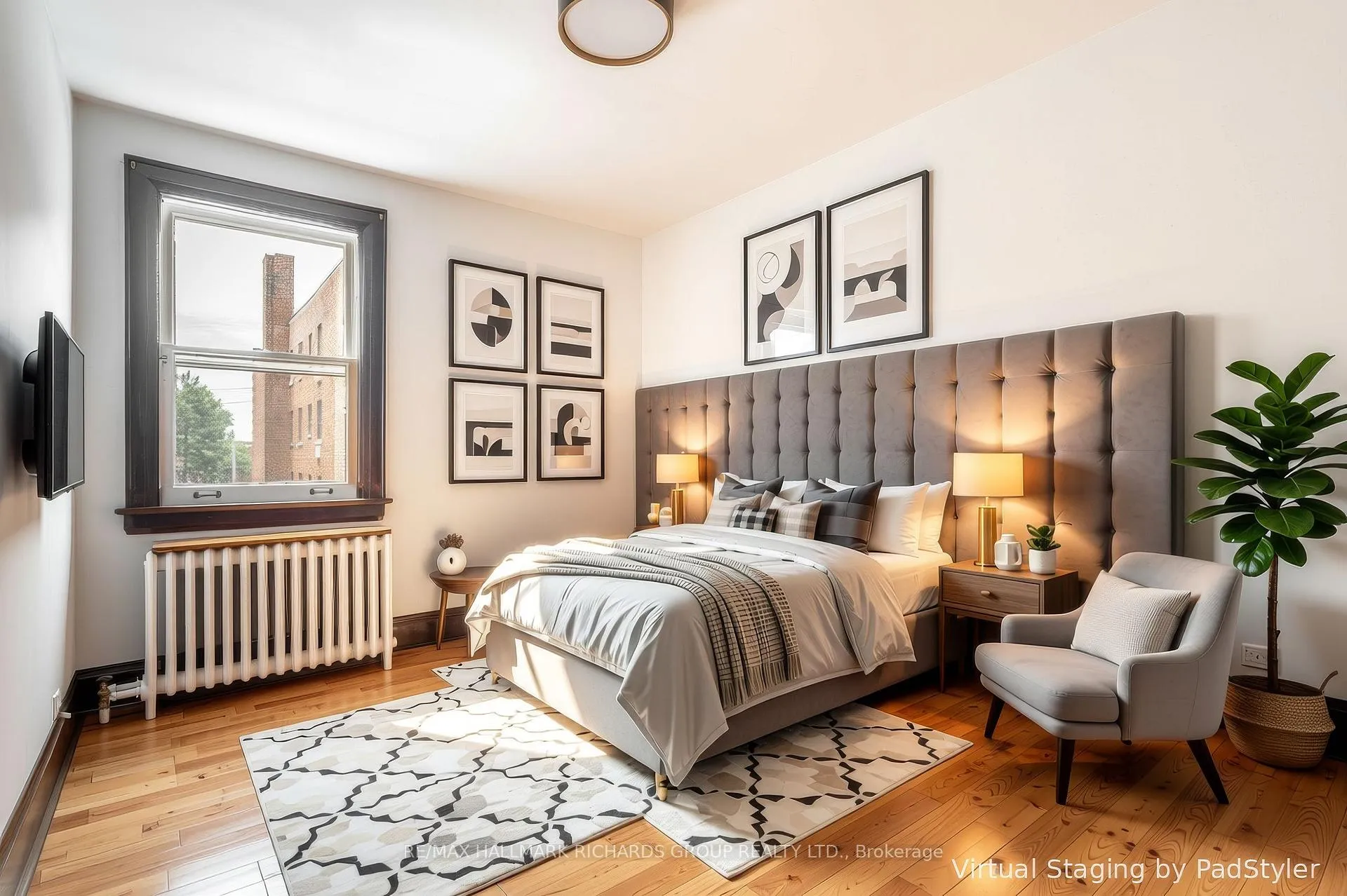 Photo 4 of Unit 1, 15 Courcelette Road, Scarborough, Birchcliffe-Cliffside — HOMEH